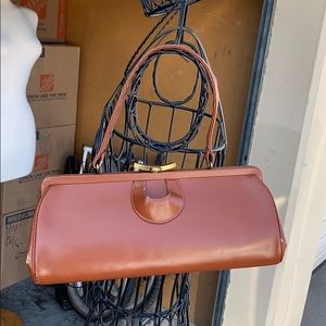BEAUTIFUL VINTAGE LEATHER PURSE